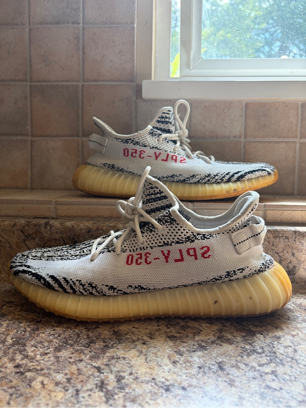 Yeezy 350 Zebra